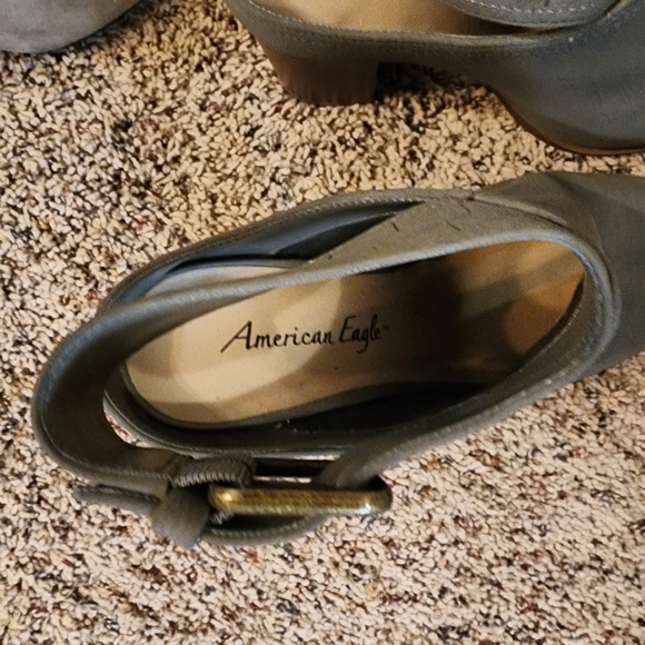 NEW American Eagle Outfitters Steel Gray Faux Suede Ankle Booties with Buckle - Picture 2 of 11